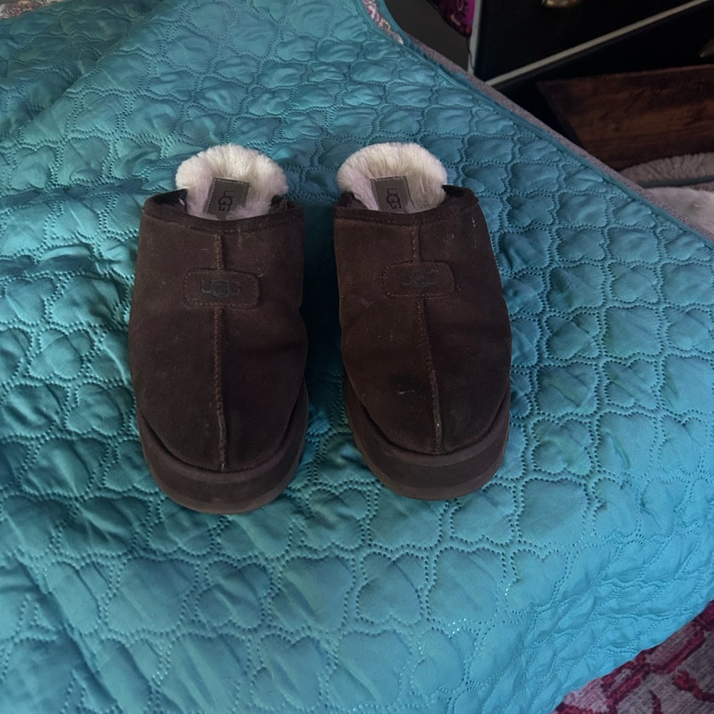 UGG Platform slippers